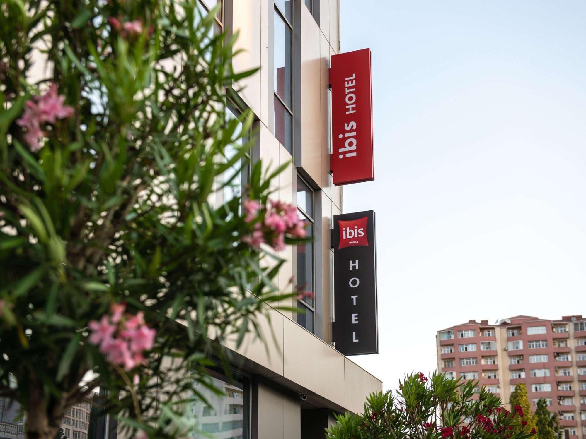 Ibis Baku City Exterior photo