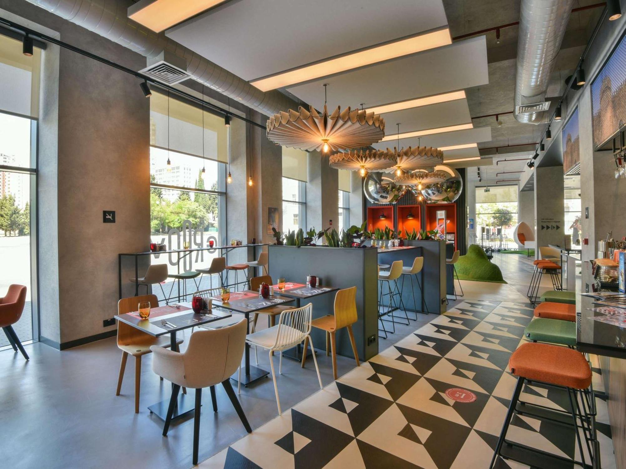 Ibis Baku City Exterior photo
